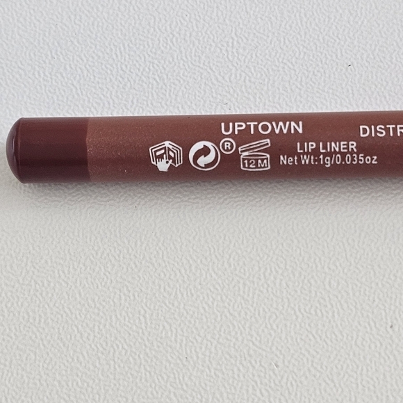 $2 ADD ON STEVE LAURANT UPTOWN LIP LINER - Picture 4 of 6